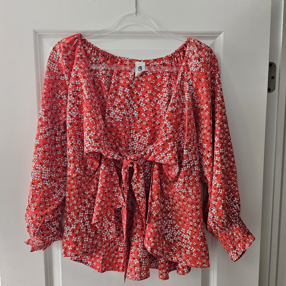 Flawless Red Floral Front Tie Flowy Shirt Size Small.